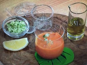 パプリカの冷製スープ