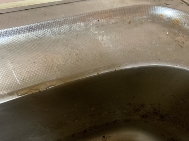 台所 シンク 水垢 掃除 画像